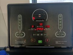 -发条鸭无人健身房(浦东北艾路店)