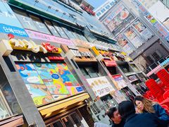 -BHC炸鸡(明洞总店)