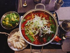 辛牛骨火锅-KCOOKING概念韩餐(世茂52+店)