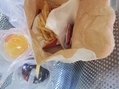 -麦当劳(深圳北站高铁店)