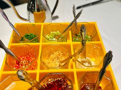 九宫格调料组-红雀围·海鲜火锅(陆家嘴中心店)