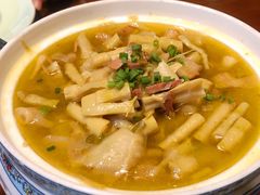 咸肉炖山竹笋-鼎晟江南·融合江南宴(固戍店)