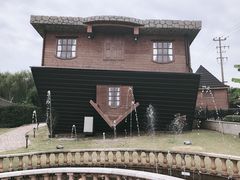 -金山农民画村-枫泾波兰倒置屋
