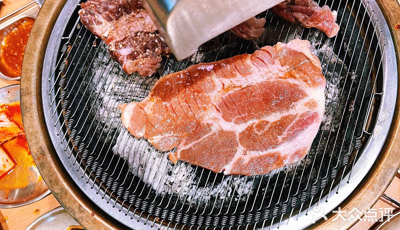 魔都美食，西塔老太太泥炉烤肉又开新店了！