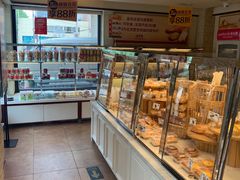 面包甜点陈列柜-味多美蛋糕(亚非大厦店)