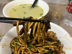 -三百碗宝应长鱼面(板仓街店)