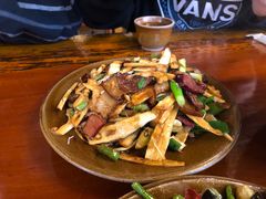 春笋腊肉-苗湘食府(十年店)
