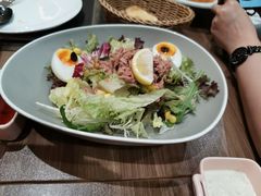 吞拿鱼沙拉-源·新派中西餐厅(青蓝山美食一条街店)