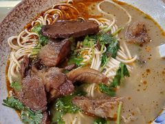 -金杨拉面王小吃面馆·牛三宝面·红烧牛肉粉