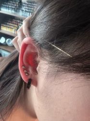 点击看大图 -鳌首刺青纹身 穿孔饰品店