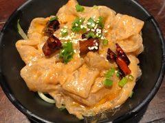麻将拉皮-江边城外烤全鱼(方庄时代购物中心店)