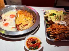 -余一手串串香火锅(营门口总店)