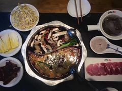 -纸盐河码头火锅(十八梯店)