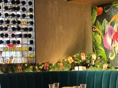 -Brut Eatery Wine Bar & Restaurant (建国东路店)