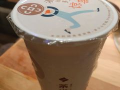 大红袍珍珠奶茶-湊湊火锅·茶憩(杭州湖滨银泰in77店)