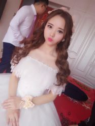 -艾米丽婚纱礼服