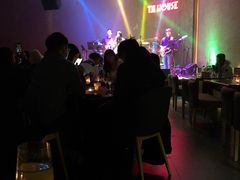 -TZ House音乐现场(来福士中心店)