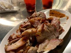 烤香猪拼盘-锅贴杨一手特色豆花烤鱼饭店(荔波美食街店)