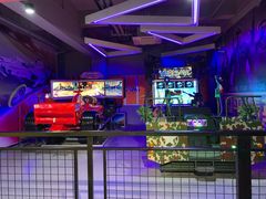 -嗨翻Hi-Fun竞技主题乐园·蹦床亲子生日轰趴(国光1937店)