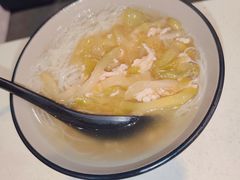 榨菜肉丝米粉-和平馆·地道港澳茶餐厅(西门口店)