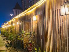 -冰冰龙虾·江湖菜·花园江景餐厅