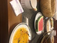 -小天鹅火锅·一线江景洪鼎旗舰店(洪崖洞店)