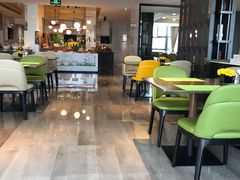 -希尔顿欢朋酒店自助餐