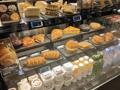 -星巴克(上海虹桥新天地二店)