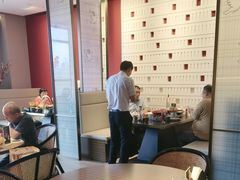 -鸽子侯·家宴·平价海鲜(绿地店)