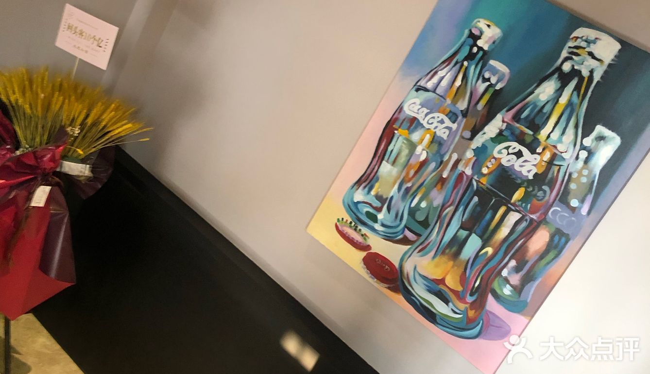 一家装修的贼高逼格的烧烤店，在长白仙岛路上