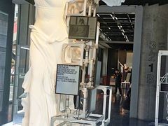 -NIKE品牌体验店(南京东路店)