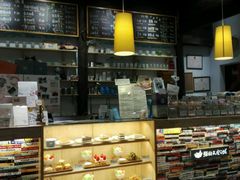 -猫的天空之城概念书店(杭州南宋御街店)