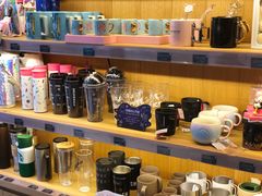 零售区-星巴克臻选(华堂·新辰汇店)