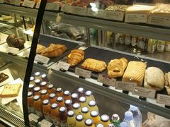 -星巴克(南宁民歌湖店)