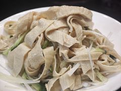 -川流不息·地道川菜·小龙虾(新松江路店)