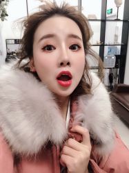 -艾米丽婚纱礼服