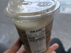 -星巴克(济南美莲广场店)