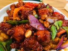椒香虾仁爆鸡球-陈傻子餐厅(世纪都会店)