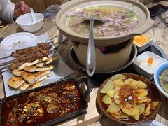 -冯烫烫跷脚牛肉·川菜小馆(武胜西街店)