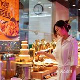 新品来啦，在比格比萨自助实现芝士瀑布配炸鸡🍗