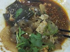 -川魂帽牌货冒菜(月东街店)