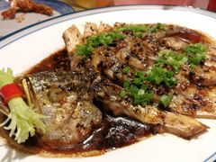 -八府香鸭·啫啫煲(华山路店)