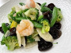 橄榄油养生小炒-品海楼·大连海胆锅贴馆(东港店)