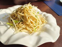-湖畔鲁菜·二十年老字号餐厅(大明湖店)