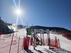 -翠云山银河滑雪场