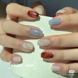-悦指间美甲美睫