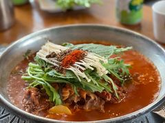 -喇喇排骨火锅·传统韩式脊骨汤(望京西园总店)