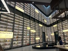 -上海虹桥中心爱琴海亚朵S酒店
