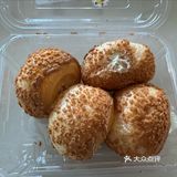 桃里巷的泡芙很随机