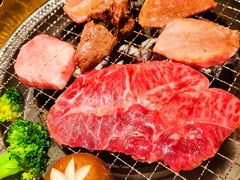 -山川小町·极番烧肉(新地假日广场店)